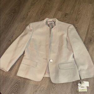 Beige and white blazer